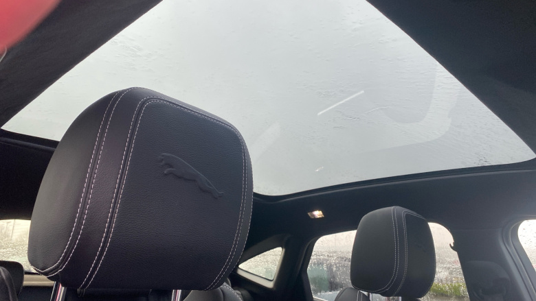 Jaguar E-Pace 2.0 D200 R-Dynamic SE 5dr Auto Diesel Estate